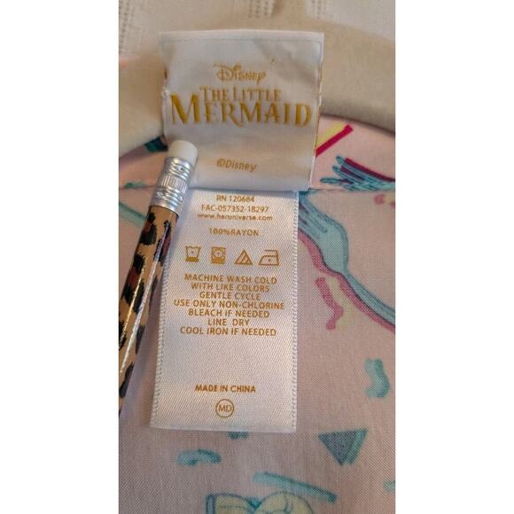 DISNEY LITTLE MERMAID Flounder & Sebastian Tie TOP Size Med - Picture 7 of 7